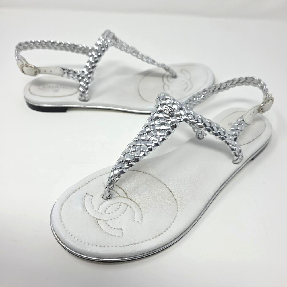 Chanel Thong Silver Leather Logo Sandals T Strap Day White 37.5 US 7